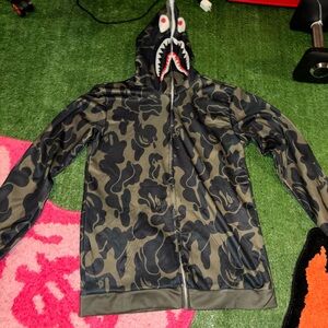 Camo zip up hoodie